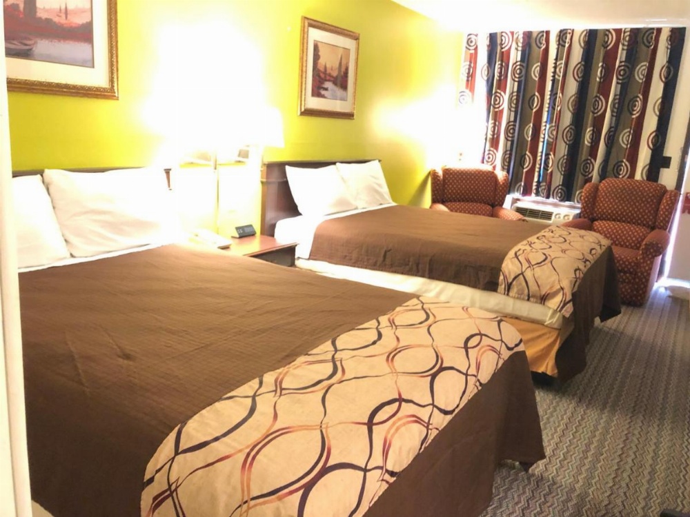 Room image 2
